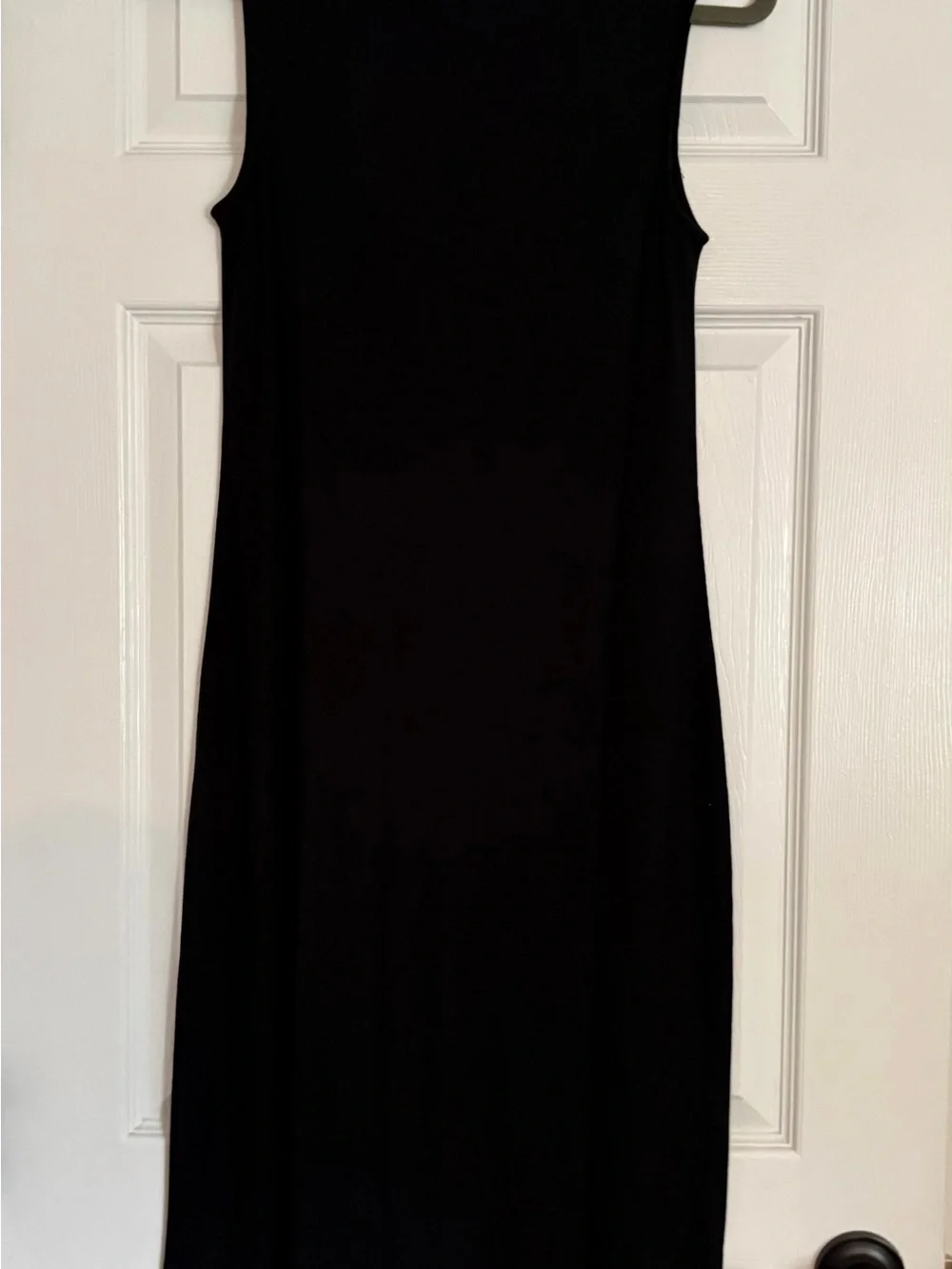 NWT 41 Hawthorn Sleeveless Black Ribbed Maxi Dress Front Cutout Size Medium